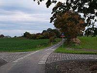 Nowa ścieżka rowerowa między Dobropolem a Pniowem, około 12 km od Myśliborza.