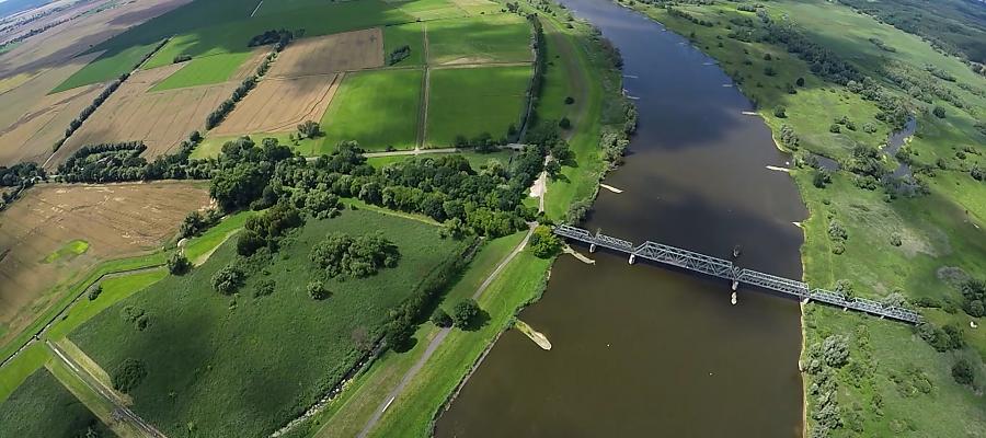 Na zdjęciu: Most w Siekierkach i okolice, gdzie powstanie nowa trasa rowerowa
